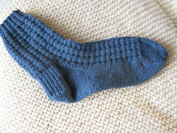 knitting socks, crafts, Sock for hubby