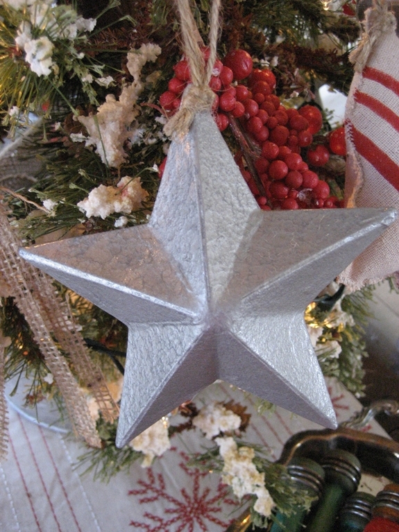 a farmhouse christmas tree with diy galvanized stars, seasonal holiday d cor, Easiest to create 3 D galvanized stars A tutorial is on my blog here