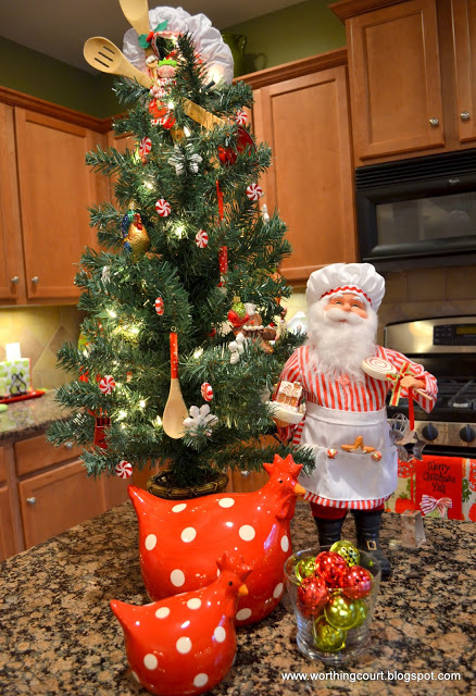 my christmas kitchen, crafts, kitchen design, seasonal holiday decor, Kitchen Christmas tree