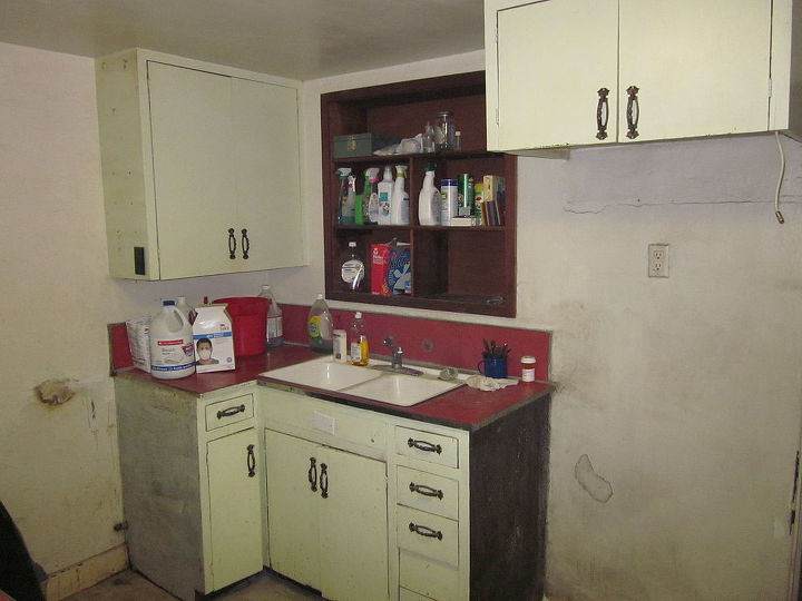 budget kitchen remodel, kitchen backsplash, kitchen cabinets, kitchen design, Kitchen before