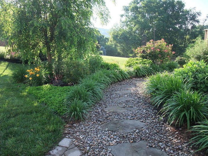 my garden path, gardening, My path that leads into my back yard