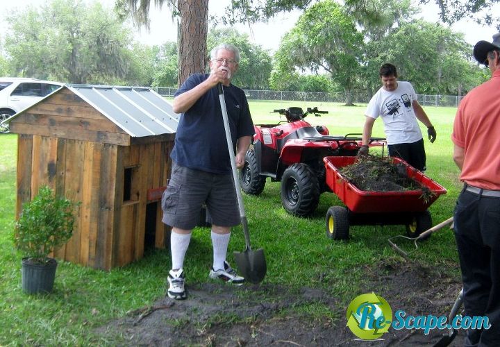 re scape backyard getaway community project, gardening, One of our wonderful volunteers