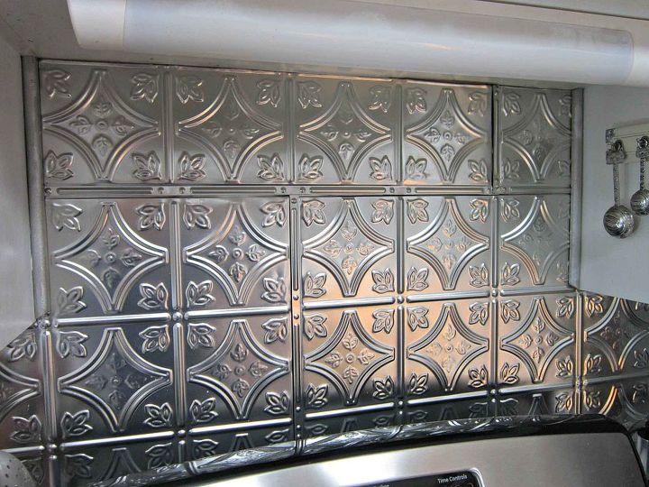 kitchen makeover, home decor, kitchen backsplash, kitchen design, Tin ceiling tiles were used for the backsplash They were so easy to work with You cut them using tin snips and apply to wall with liquid nails