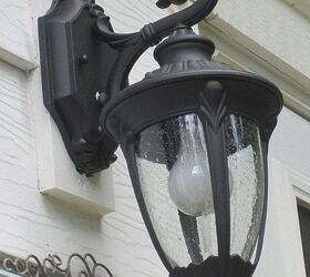 how to chose the perfect light fixture, curb appeal, lighting, Hello new fixture with seeded glass and a black finish and only ONE light bulb to get the job done yay