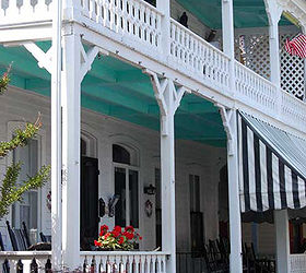 why blue porch ceilings, paint colors, painting, porches, walls ceilings, Bright green blue is an unusual shade that goes with this southern style home