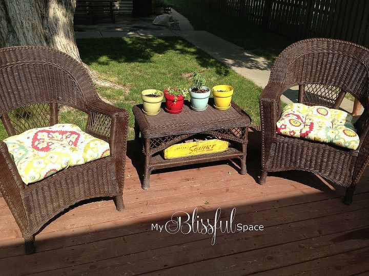 repainting wicker furntiure, outdoor furniture, outdoor living, painted furniture