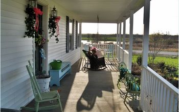 Spring Decor On My Farmhouse Porch