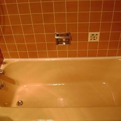 bathroom deep cleaning time professional cleaners vs homeowners, AFTER Tile Tub ready for guests after 1 5 hours of lots of elbow grease and harsh chemicals