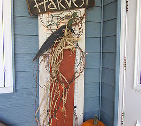 outdoor fall decor, outdoor living, patio, seasonal holiday decor, Close up of Harvest sign