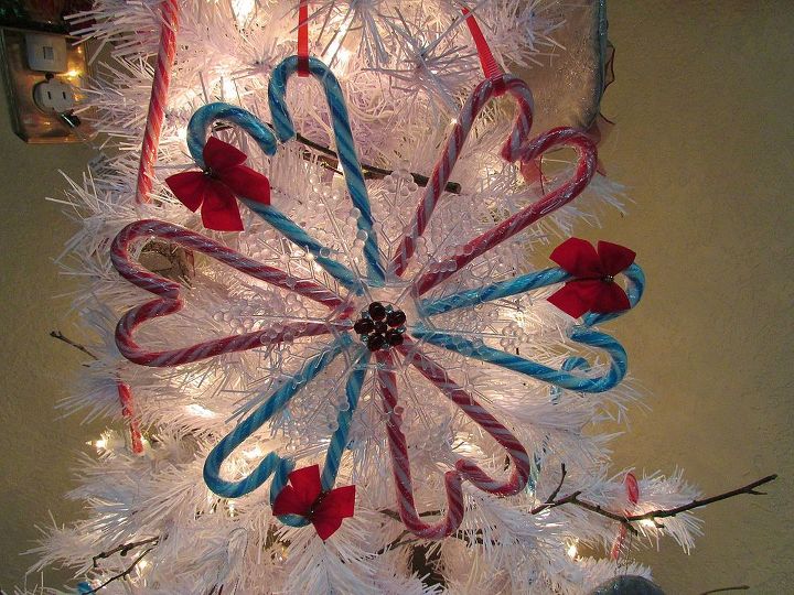 my candy cane snowflake and star ornaments, seasonal holiday decor, Candycane snowflake