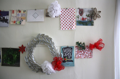 diy hanging collage christmas style, crafts, seasonal holiday decor, wreaths, I need to fill a bit of space on my collage so I made a wreath out of toilet paper rolls
