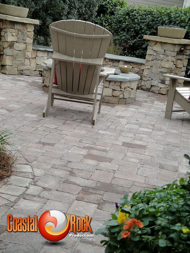 these pictures are of the haas hideaway project that coastal rock productions, concrete masonry, decks, outdoor furniture, outdoor living, Belgard Pavers