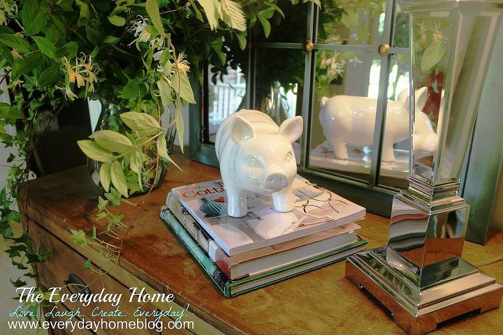 when pigs don t fly a mini foyer makeover, flowers, foyer, home decor