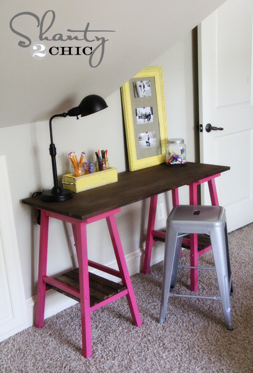 turn some old barstools into a great desk, repurposing upcycling