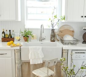 white countertops, countertops, home decor, kitchen design, kitchen island, Farmhouse kitchen with white painted countertops