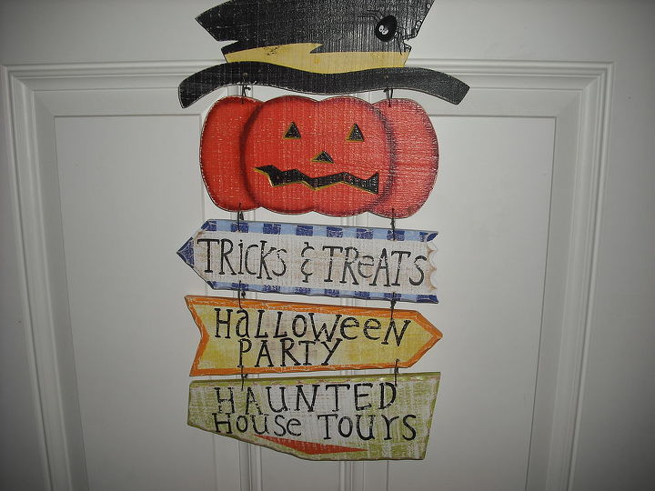 mi decoracion de halloween hasta ahora, En la puerta
