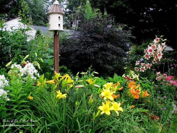 touring 12 great gardens, gardening, outdoor living, repurposing upcycling, What would a garden be without daylilies