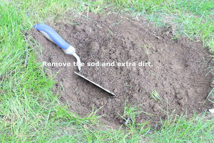 uma maneira mais rpida e fcil de fazer degraus, Remova a grama e o excesso de solo