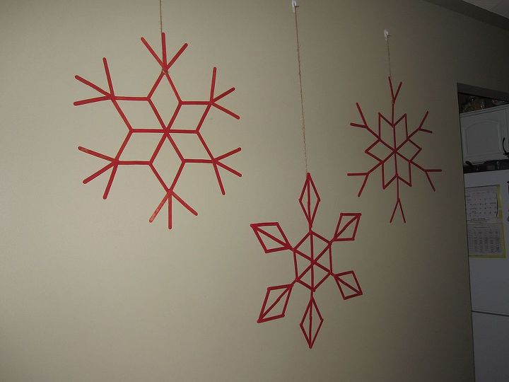 popsicle stick snowflakes, crafts, seasonal holiday decor