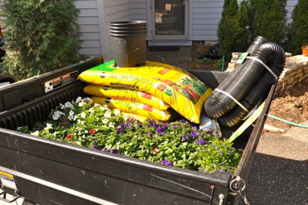 diy flower tower, flowers, gardening