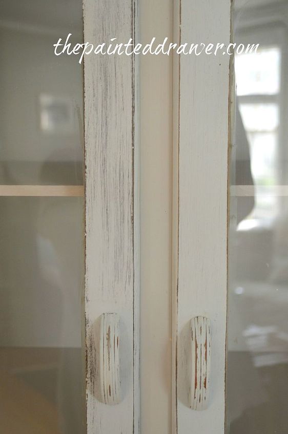 a farmhouse cabinet, chalk paint, painting, repurposing upcycling