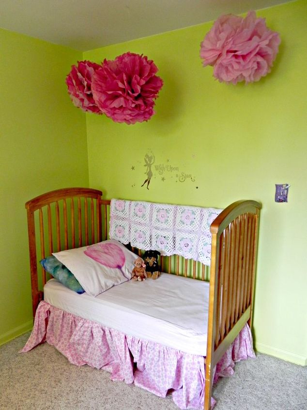 diy fairy garden bedroom, bedroom ideas, crafts, home decor, Toddler bed handmade afghan and bedskirt under tissue flowers