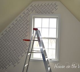 stenciling a feature wall, painting, wall decor