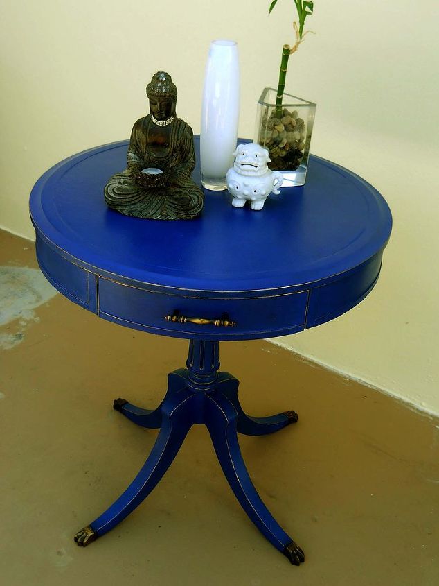 refinishing a round blue table, chalk paint, painted furniture, The Table after a little Chalk paint and love