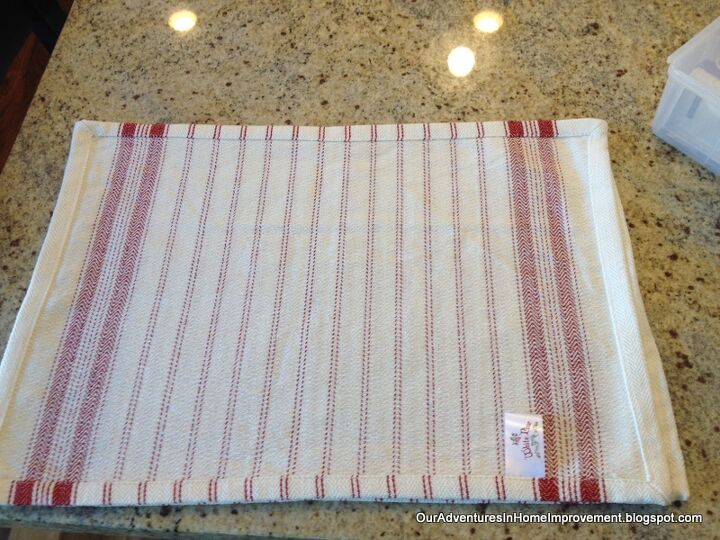 placemat pillows make your own so inexpensively, crafts, repurposing upcycling, Just turn them so the good sides are touching Sew them up except for a few inches to fill with batting and you ve got a great pillow