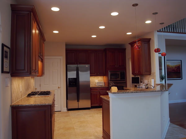 before after light layers in a kitchen, kitchen design, lighting, Xenon under cabinet lights make excellent task lights
