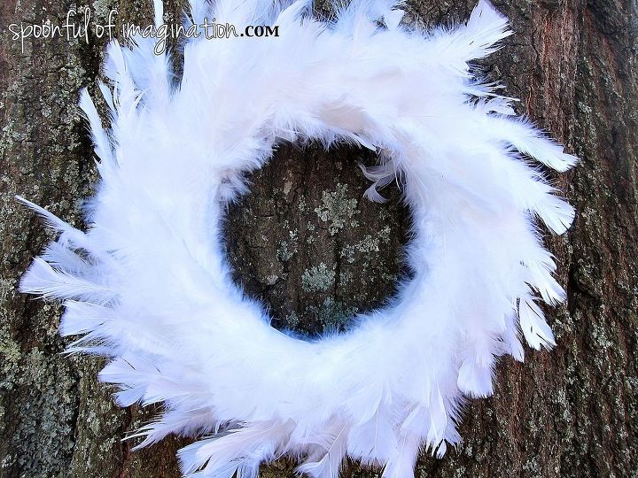 diy feather wreath, crafts, wreaths