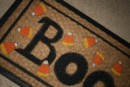 diy glow in the dark halloween doormat, crafts, Doormat before adding the Glow in the Dark Paint outline