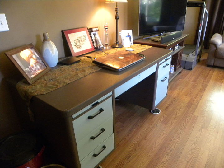 escritorio viejo oxidado y muy pesado de mi madre hecho nuevo