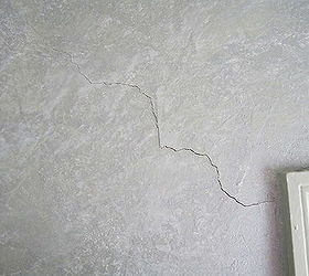 how to repair settling cracks in the drywall, Neighborhood crack house