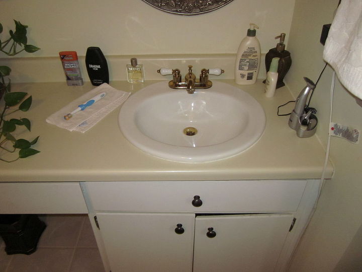 can you visualize this bath to be, bathroom ideas, doors, home decor, home improvement, plumbing, tiling, The OLD Vanity