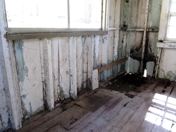 jacking up a shed, That whole in the corner sat atop the old privy