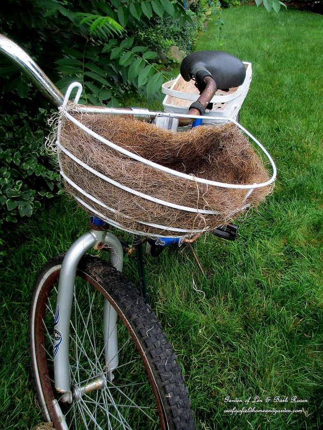 proyecto de bricolaje mi jardinera en bicicleta, Paso 2 Colocar las cestas en la bicicleta ver m s detalles en la entrada del blog