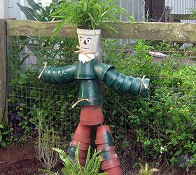 re purpose on a dime, flowers, gardening, repurposing upcycling, re purposed flower pot scarecrow