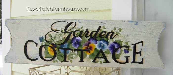 learn to paint a simple pansy, crafts, painting, Hand Painted Pansy Cottage sign