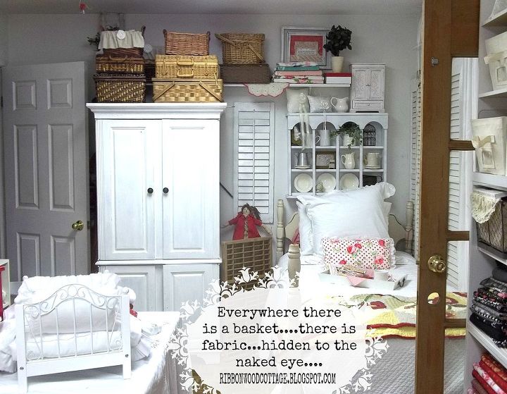 red and white craft sewing room, craft rooms, home decor