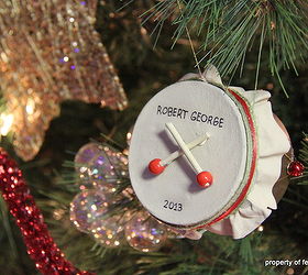 make a christmas ornament from trash, christmas decorations, seasonal holiday decor
