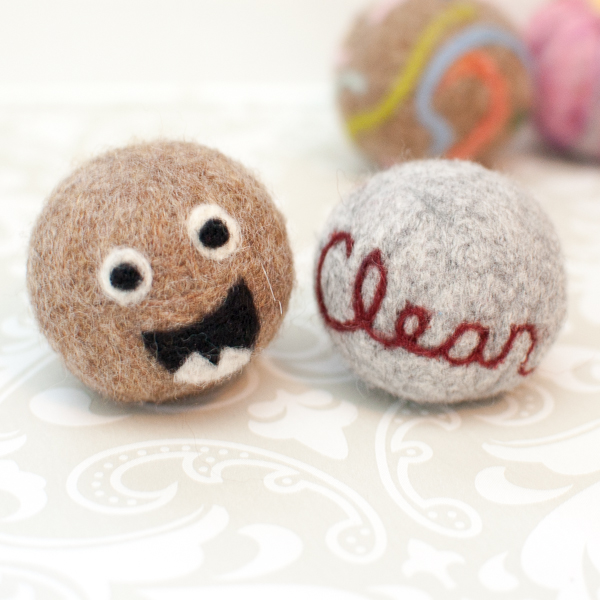 felted dryer balls, crafts