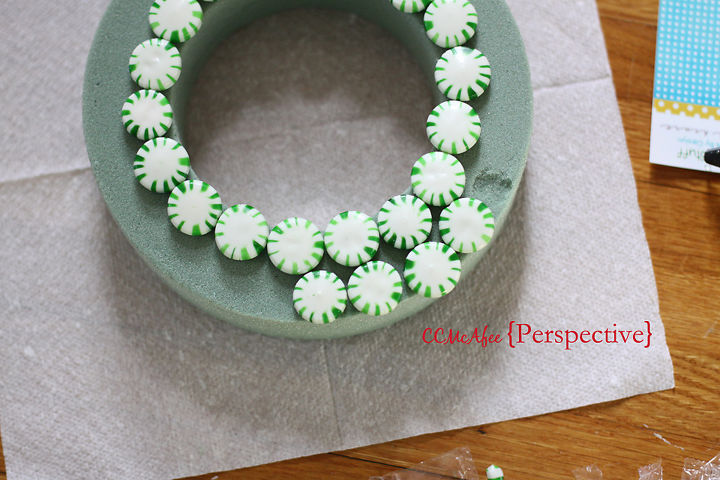st patrick s day candy wreath, crafts, seasonal holiday decor, wreaths