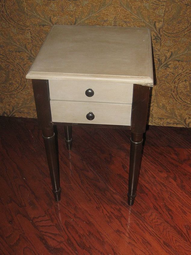 first attempt at annie sloan chalk paint, chalk paint, painted furniture, Painted the top and drawers with ASCP in French Linen followed by clear and dark wax