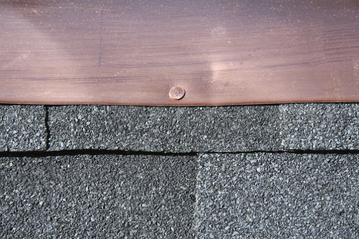 how can i remove the air bubbles from my rolled roof, roofing