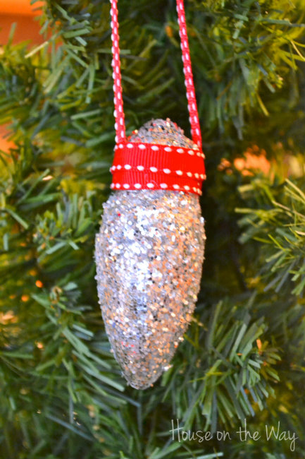 old fashion christmas bulb ornament craft, crafts, seasonal holiday decor