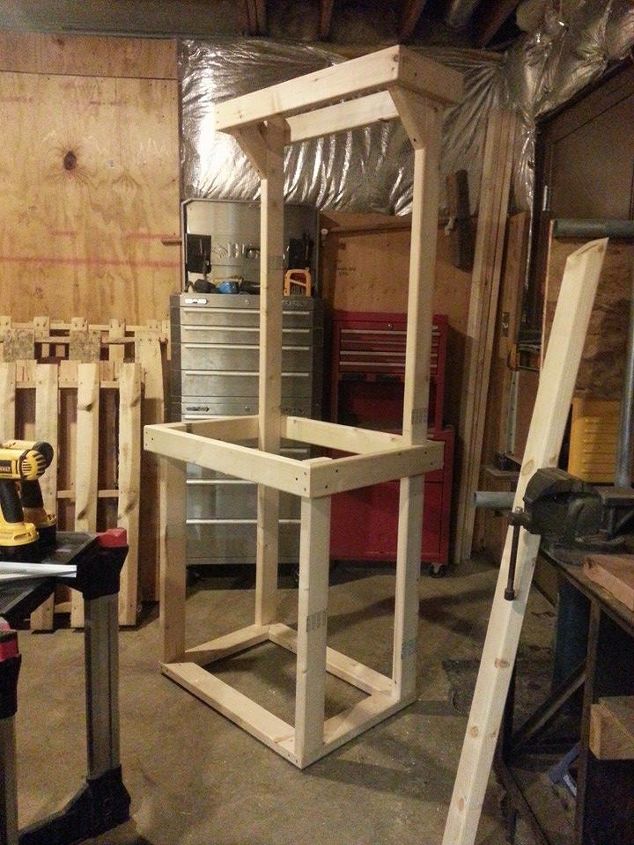 pallet furniture, painted furniture, pallet, repurposing upcycling, woodworking projects, The 2x4 frame