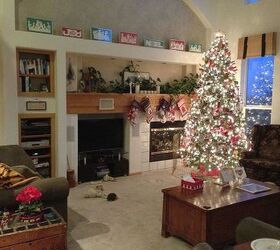 christmas 2012, christmas decorations, flowers, seasonal holiday decor, Family room