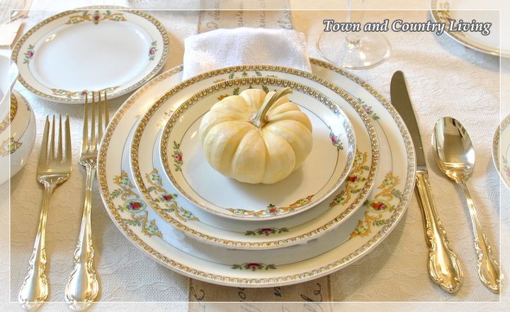 setting a thanksgiving table option one, seasonal holiday d cor, thanksgiving decorations, Little white pumpkins are nestled in the small bowls at each place setting