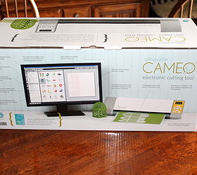 q silhouette cameo unpacked now what do i do, crafts, My Silhouette Cameo Yea Now I have to learn how to use it